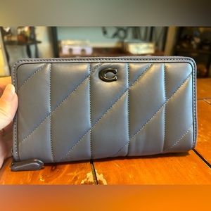 Coach accordion wallet with quilting - Chambray